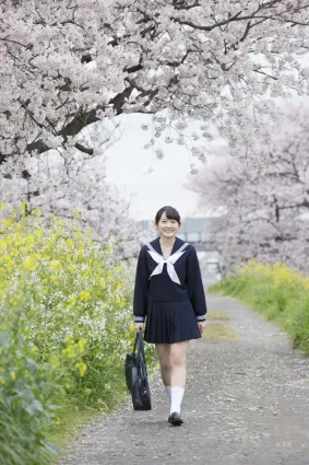Chisaki Morito 森户知沙希/森戸知沙希 [Hello! Project Digital Books] No.165 写真集