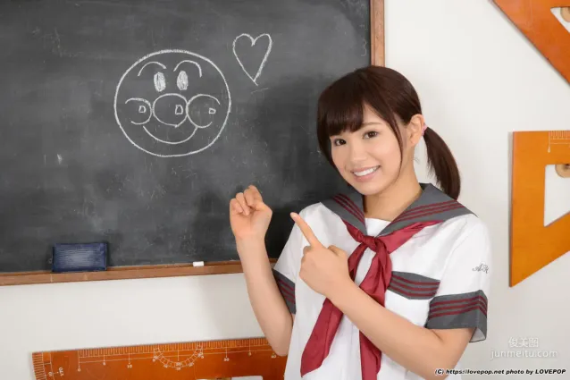 [LovePop] Kanon Akiyoshi 秋吉花音 Set04 写真集