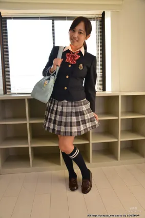 Emi Asano 浅野えみ 学生制服 Set4 [LovePop] 写真集