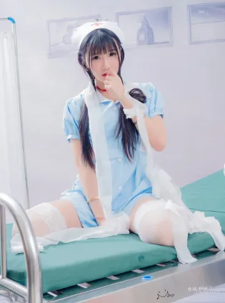 [台湾正妹] 喬喬兒《粉蓝護士風》 写真集