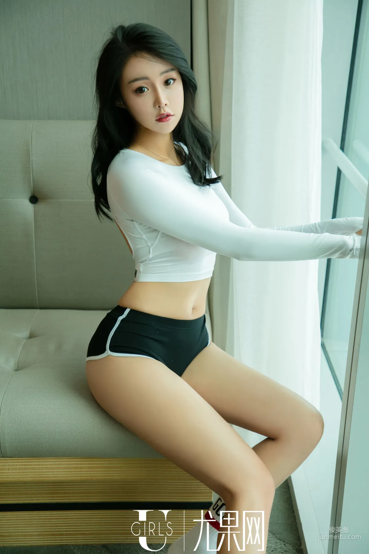 张馨彤《孤单的人》 [尤果Ugirls] U385 写真集