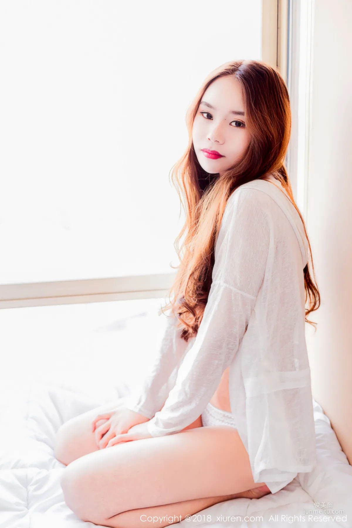模特小曼miki《童颜巨乳甜美型妹子》 [秀人网XIUREN] No.972 写真集
