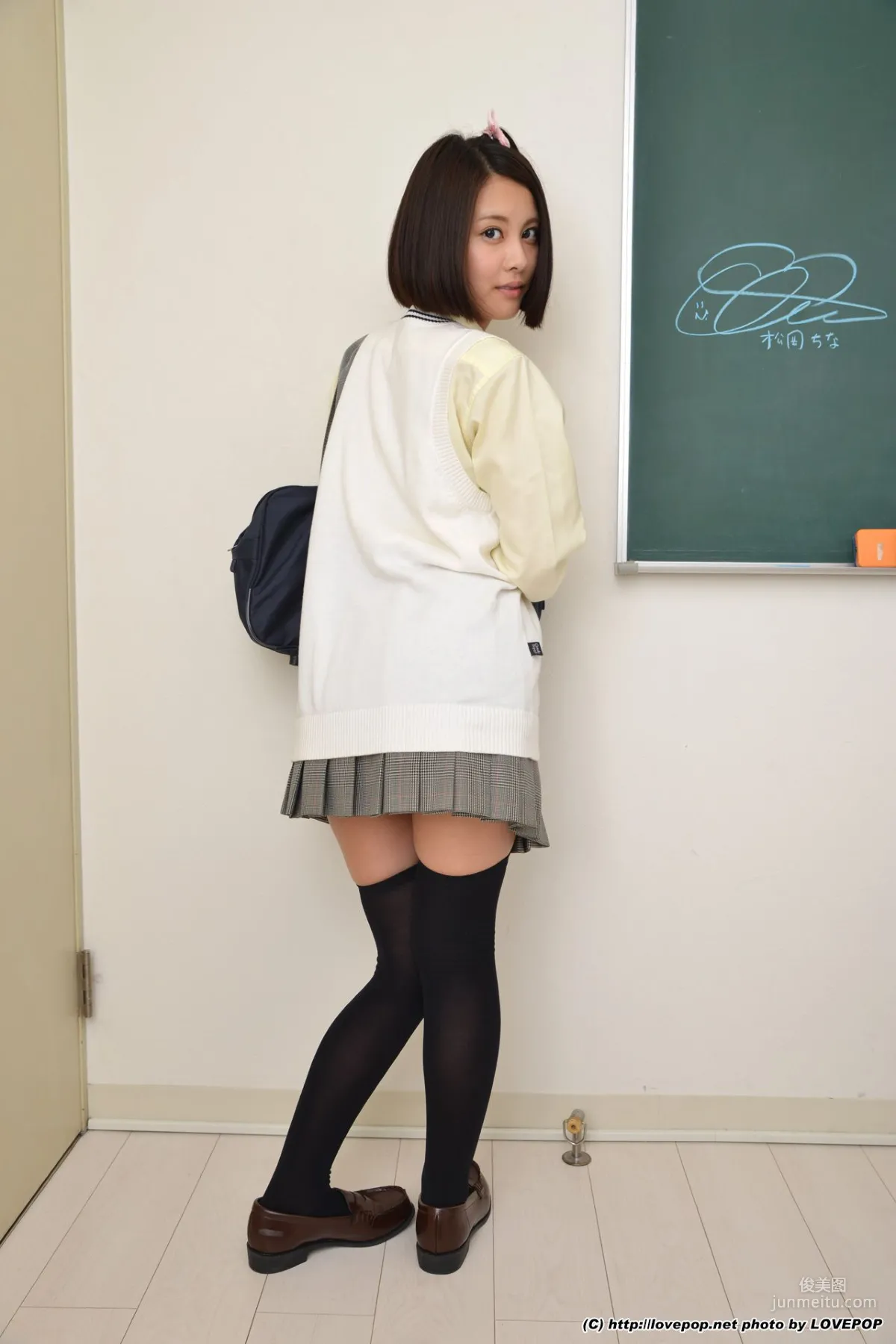 China Matsuoka 松岡ちな/松冈千菜 Set4 [LovePop] 写真集