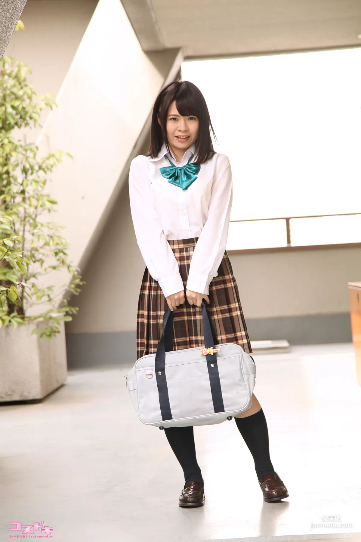 [Cosdoki] Yurina Aizawa 相澤ゆりな/相泽友梨奈 aizawayurina_pic_seifuku1 写真集