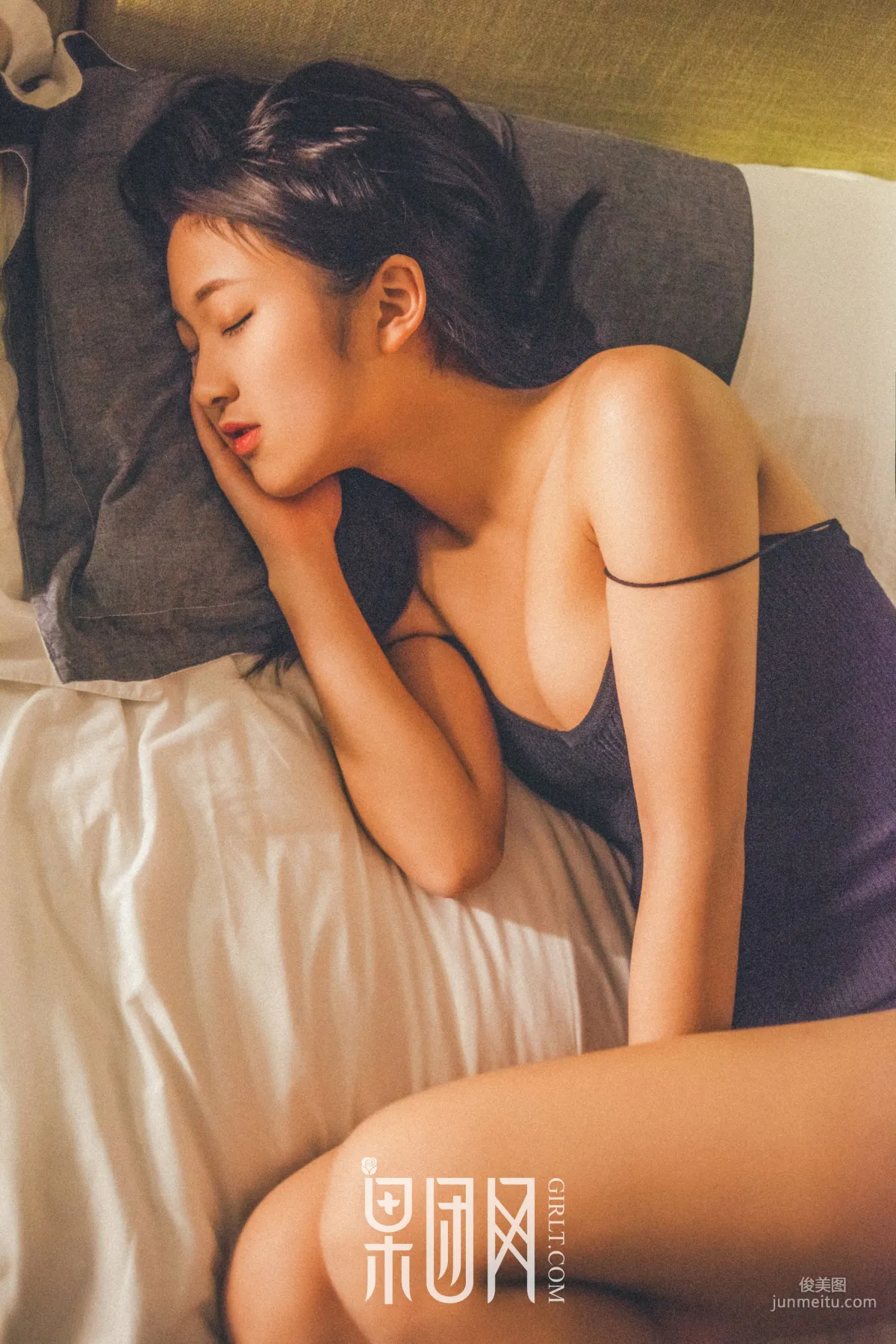 肉肉/刘一晃儿《性感撩人主播》 [果团Girlt] No.128 写真集