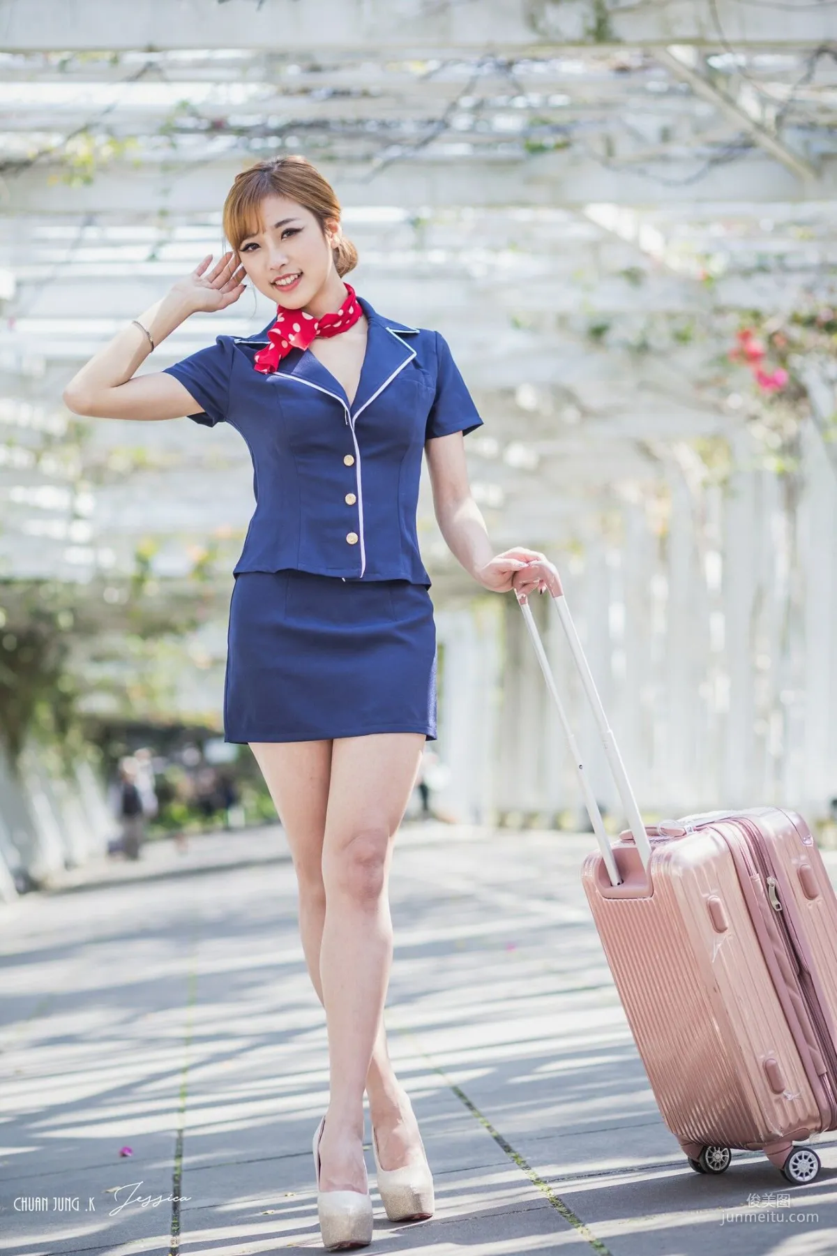 [台湾女神] 卡卡儿《美丽空姐》写真集