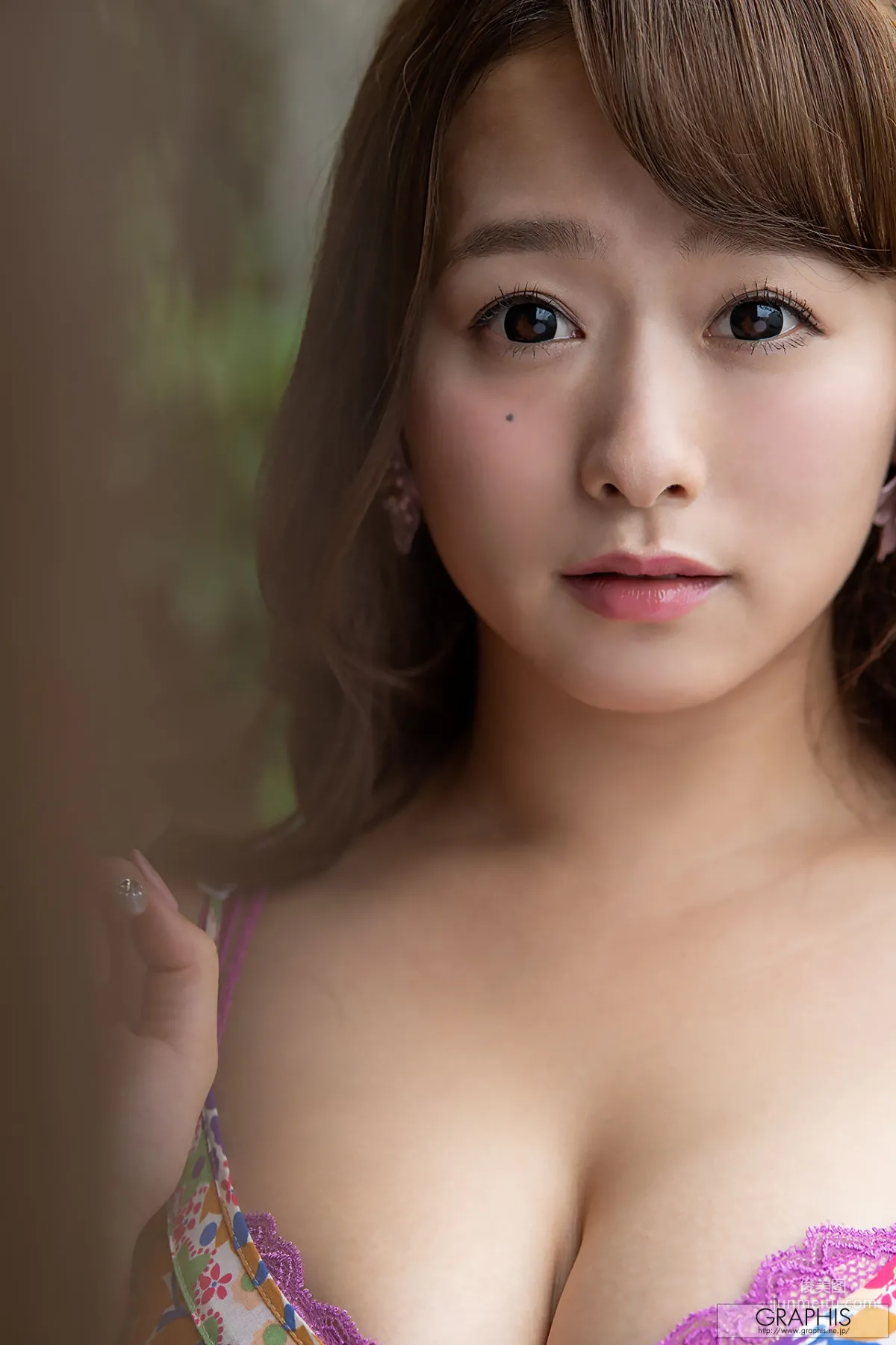白石茉莉奈『Oh Boy!』 [Graphis] EARLY SUMMER SPECIAL 2018 写真集
