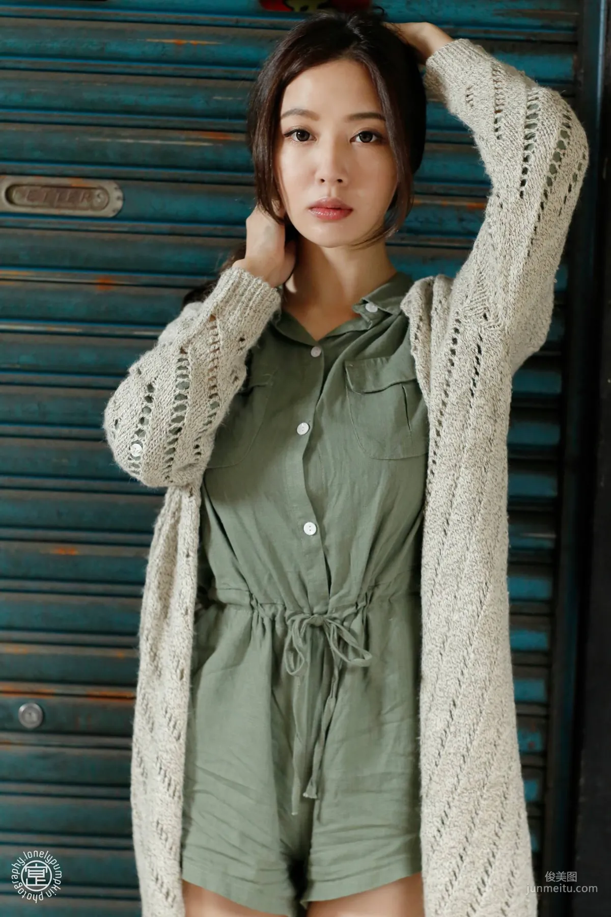 [台湾网红美女] Emma江雨恩《西藏路+南機場公寓》 写真集