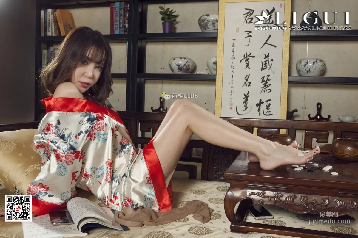 腿模Vicky《古典丝足》 [丽柜Ligui] 写真集