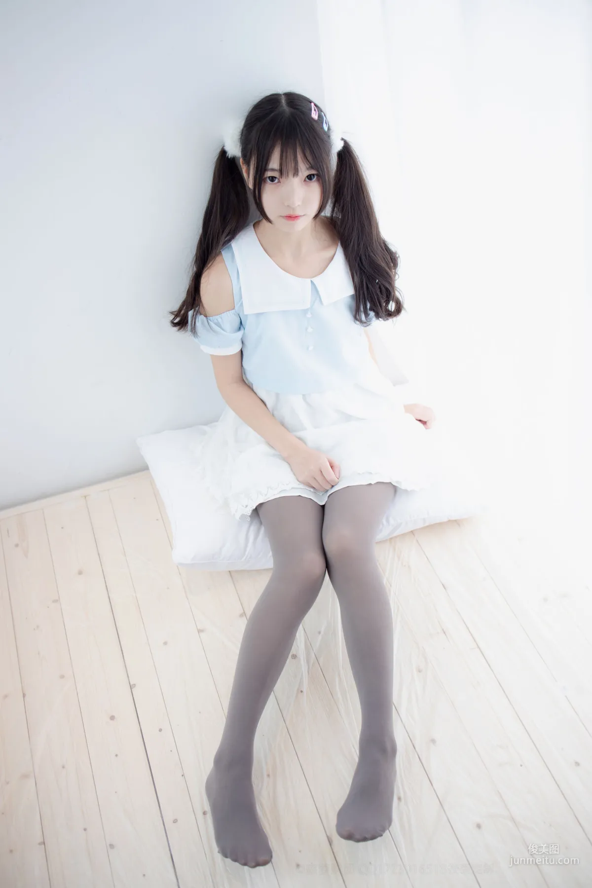 80D灰丝踩物 [森萝财团] [X-054] 写真集