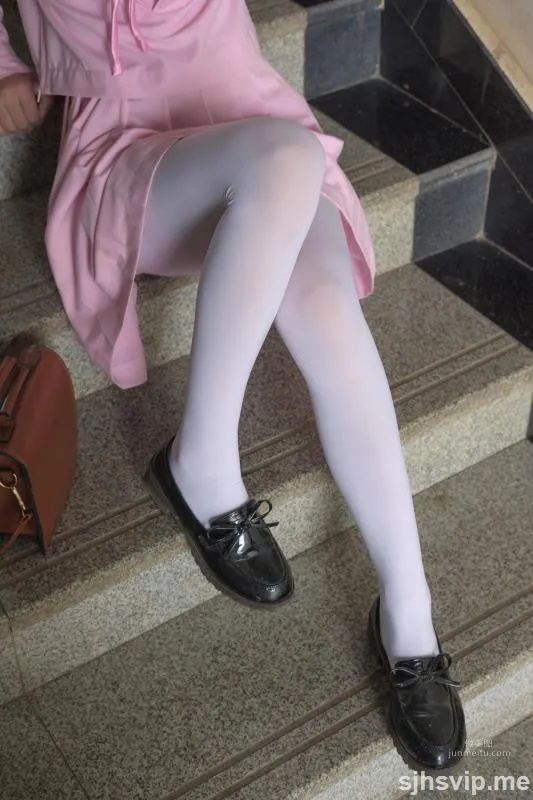 《JK粉色校服白丝》 [森萝财团] X-026 写真集