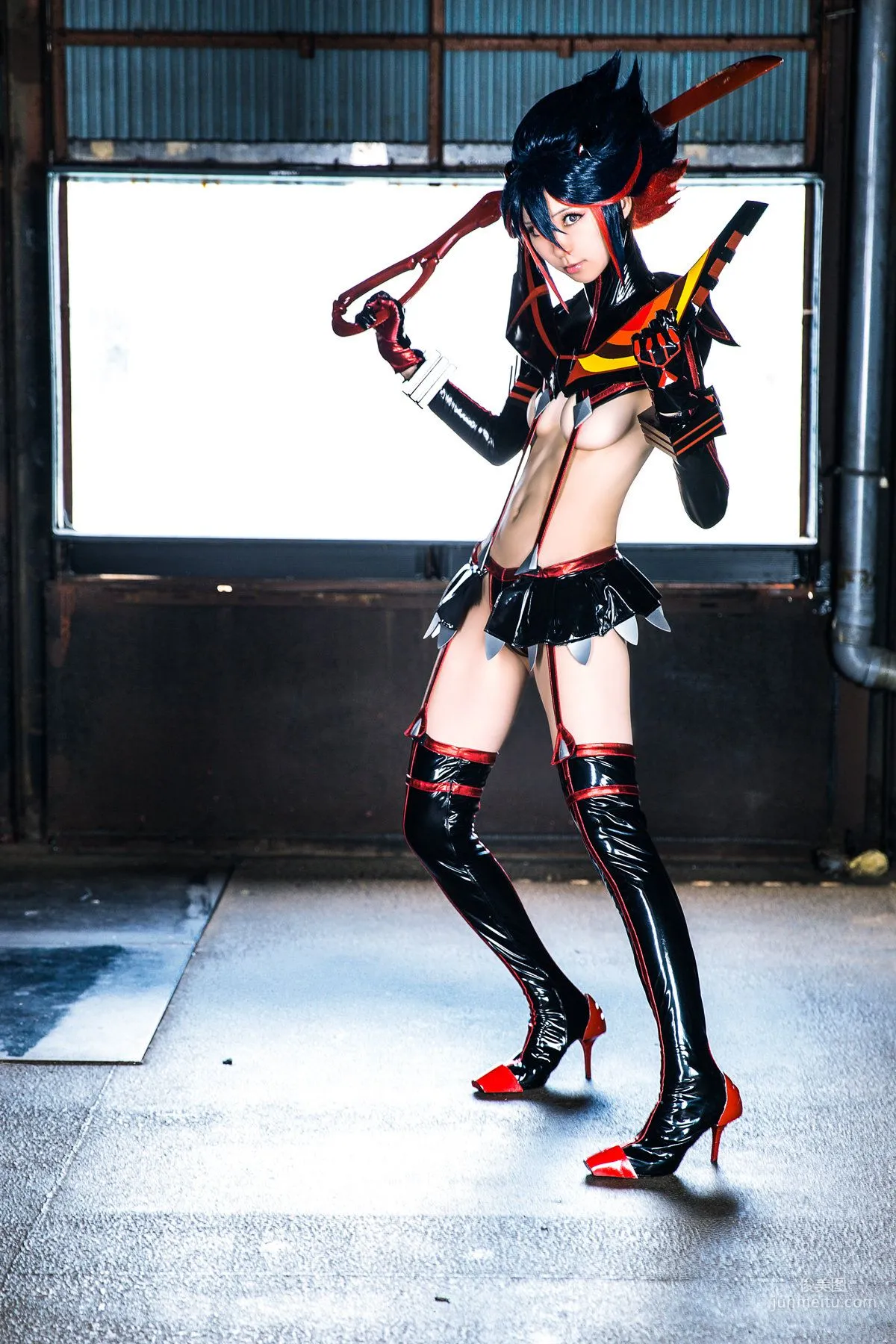 Mike(ミケ) 《Kill La Kill》纏流子+鬼龍院皐月 [Mikehouse] 写真集