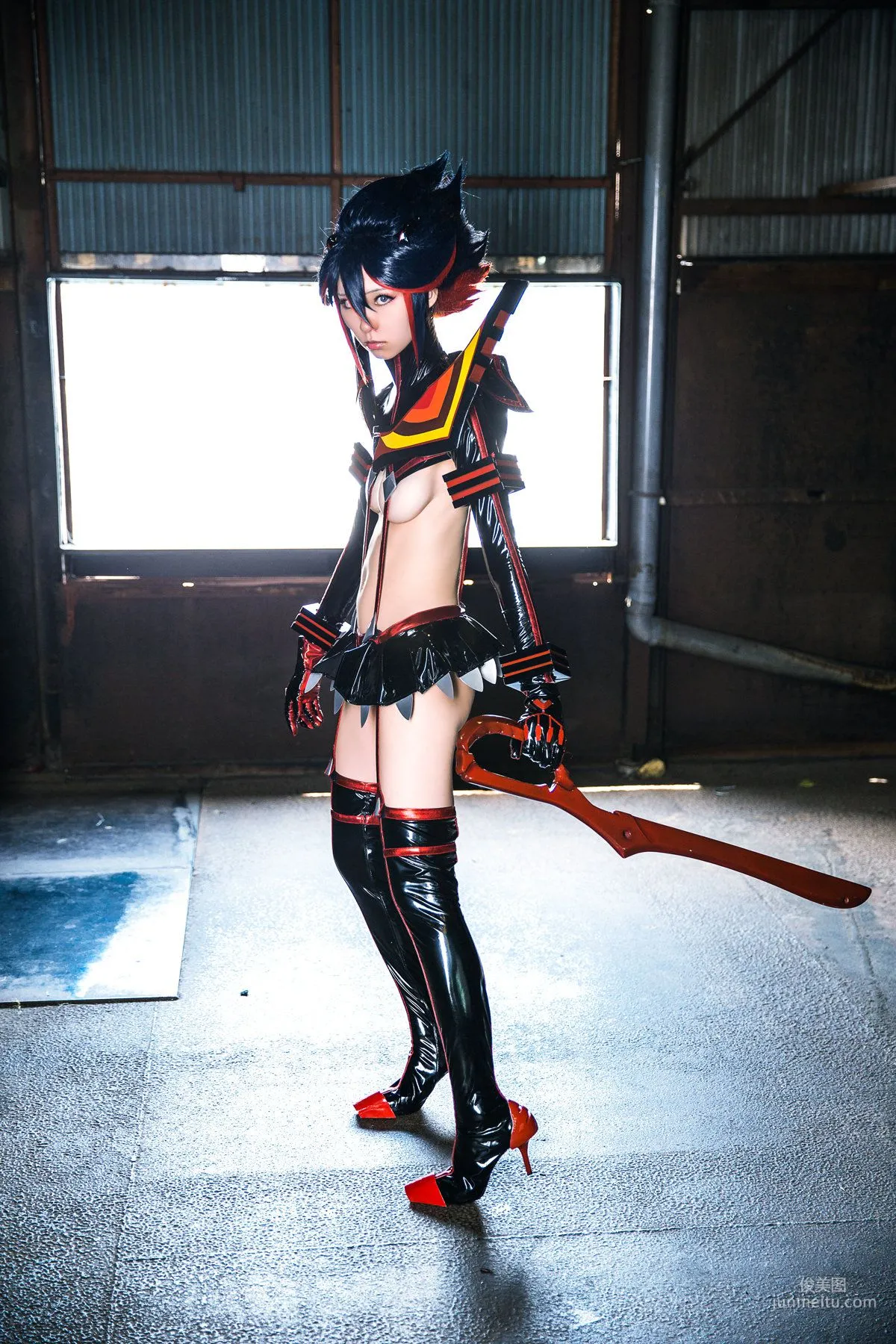 Mike(ミケ) 《Kill La Kill》纏流子+鬼龍院皐月 [Mikehouse] 写真集