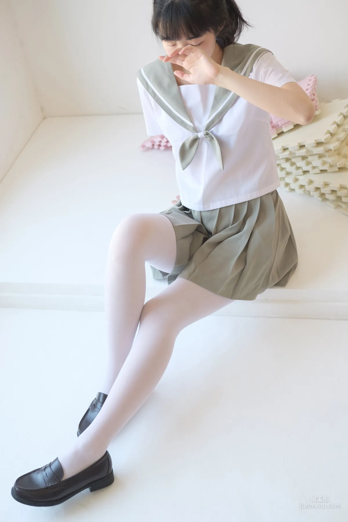 《白丝纯情》 [森萝财团] X-016 写真集