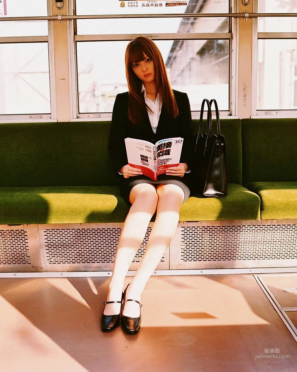 佐々木希『佐々木希劇場』 [VYJ] No.81 写真集
