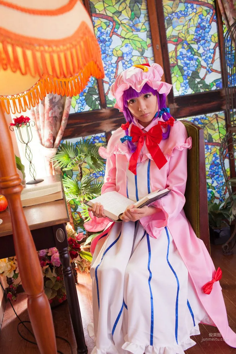 早乙女らぶ 《東方Project》パチュリー(Patchouli)·ノーレッジ 写真集