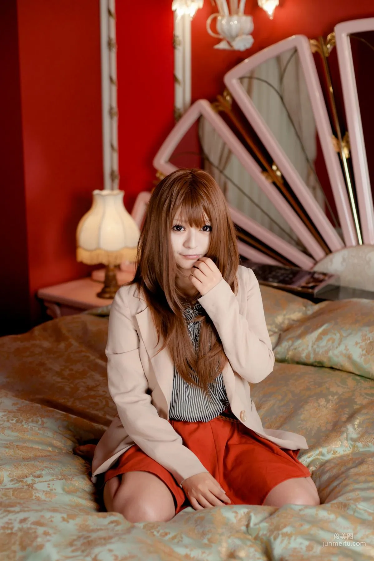 円ちゃみ (Madoka Chami) 《Usamimi(ウサ耳)》 [sophillia] 写真集
