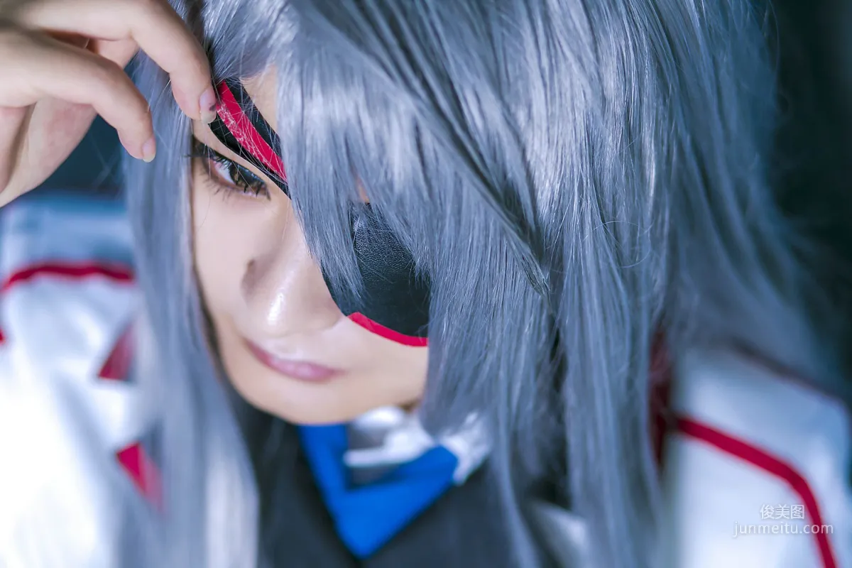 円ちゃみ 《Infinite Stratos》Laura Bodewig [sophillia] 写真集