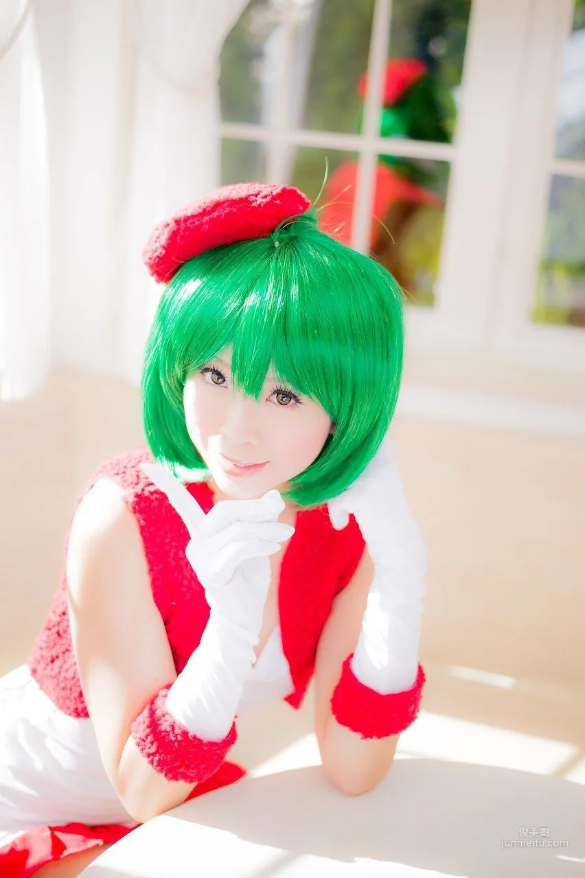 真白ゆき コスプレ《Macros》Ranka Lee(Xmas ver.) 写真集