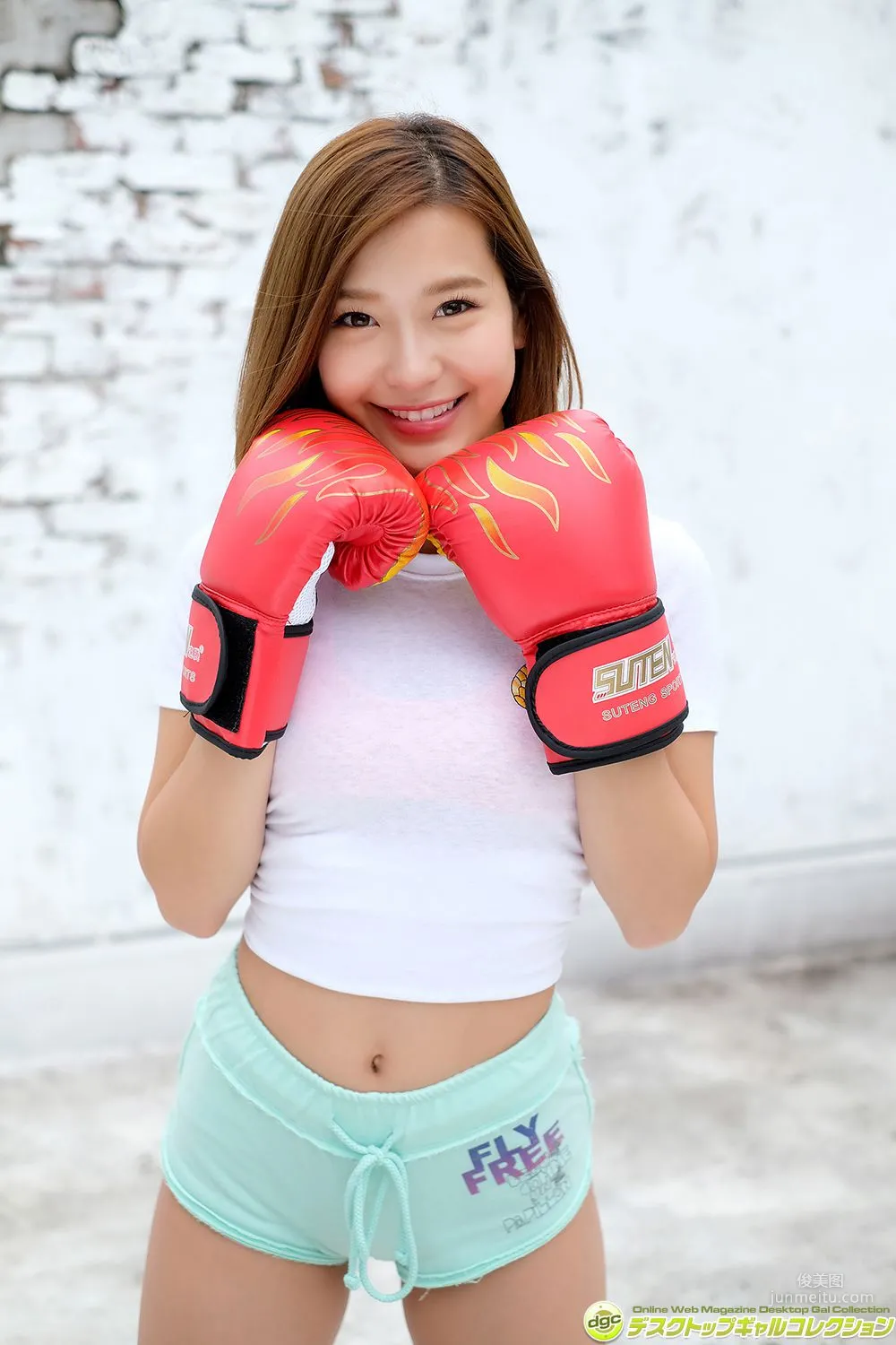 日本写真偶像COCO《グラビアとダンサーで活躍の二刀流アイドル！》 [DGC] 写真集