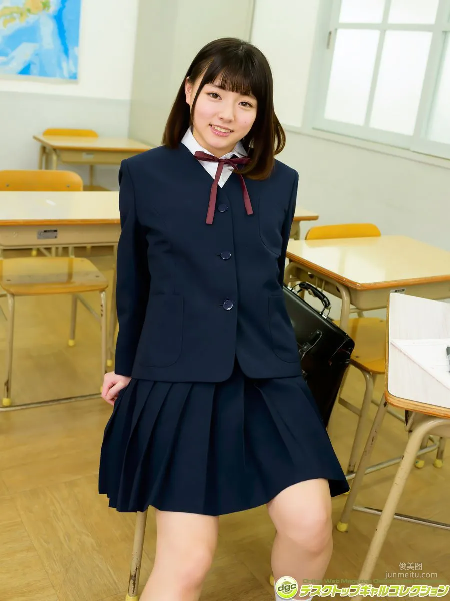 葉月つばさ《純真無垢な美少女のあどけない体にドキッ！》 [DGC] 写真集