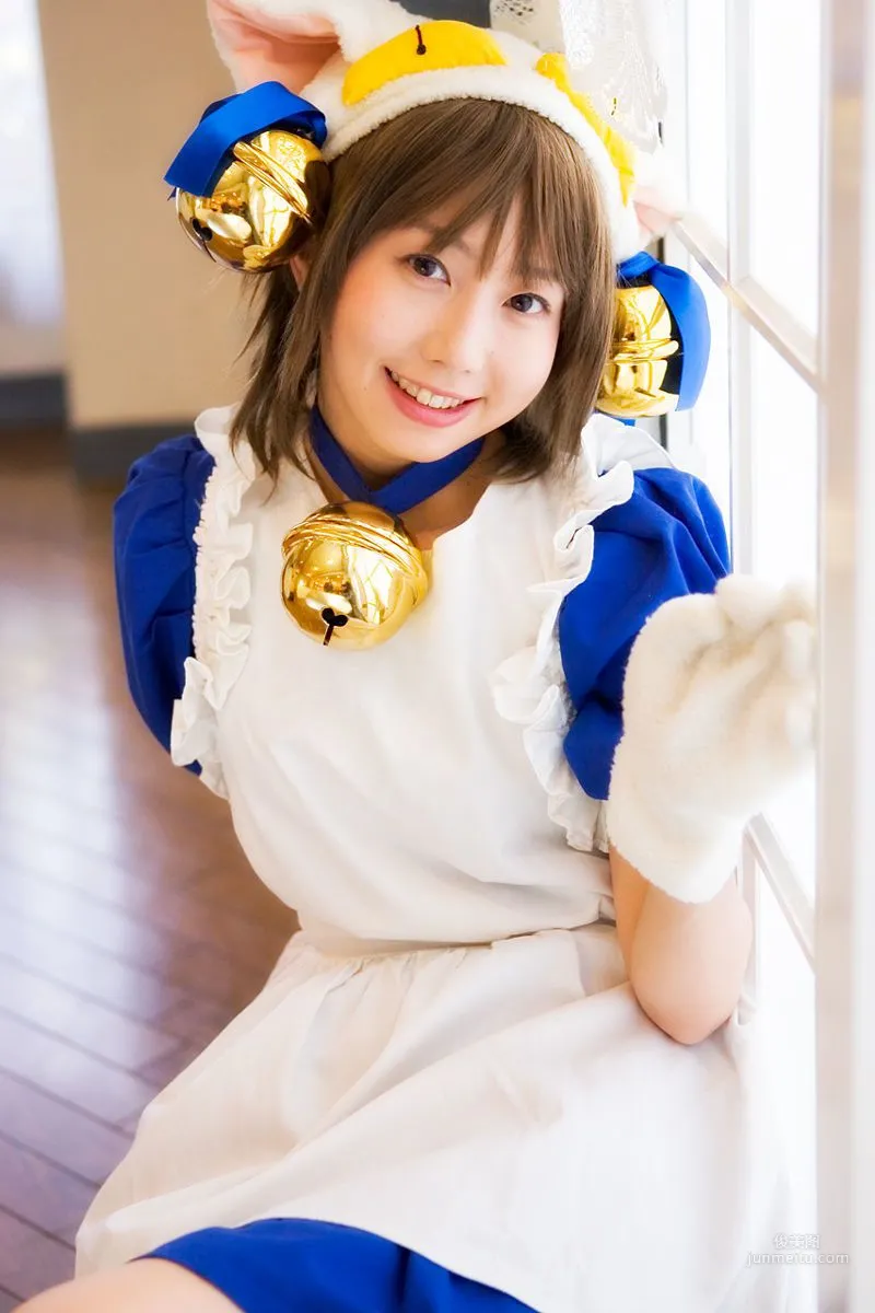 真白ゆき (Mashiro Yuki) 《デ ジ キャラット》Dejiko & ヴァンパイア 写真集