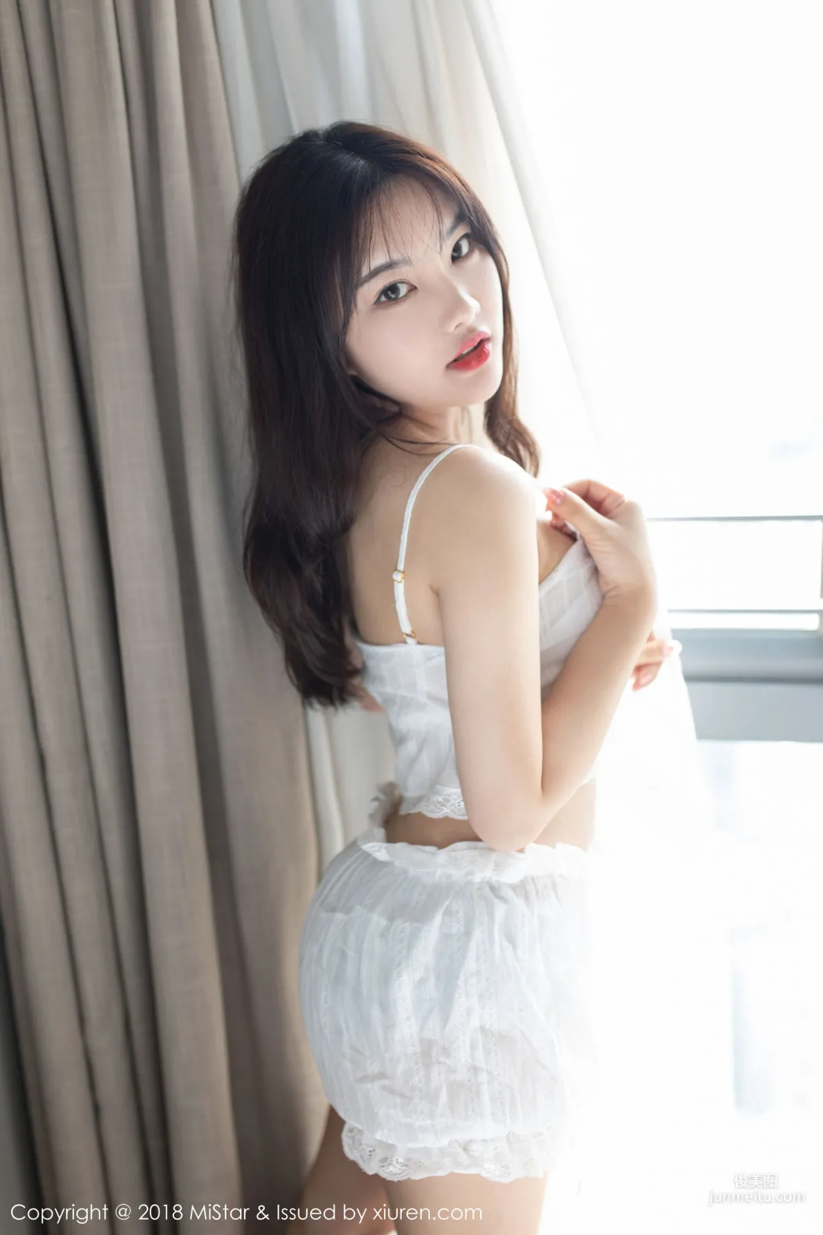 小仓鼠《秀色可餐的软玉美女》 [魅妍社MiStar] VOL.246 写真集