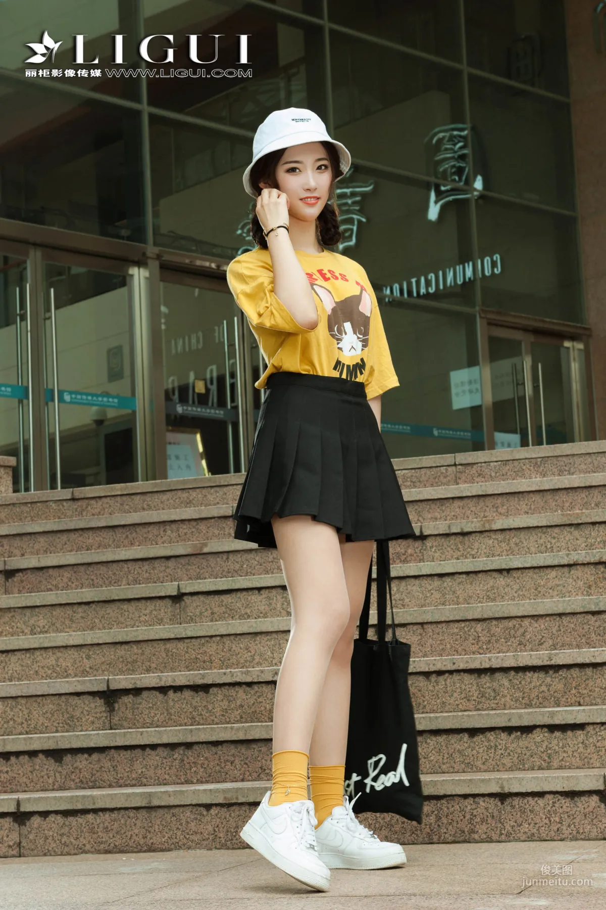 筱筱《街拍时尚少女》 [丽柜Ligui] 写真集