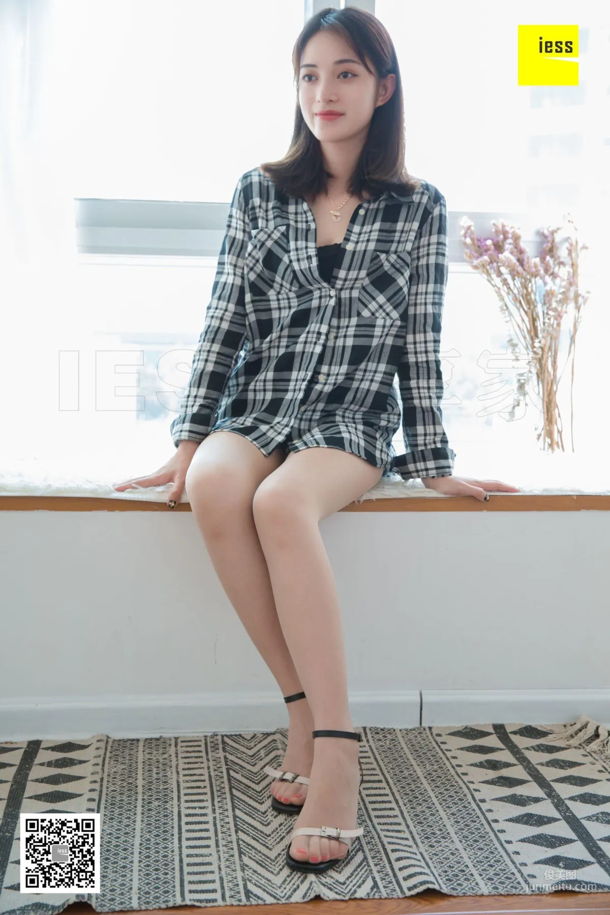姗姗 《格子衬衫红指甲》[异思趣向IESS] 丝享家280 写真集