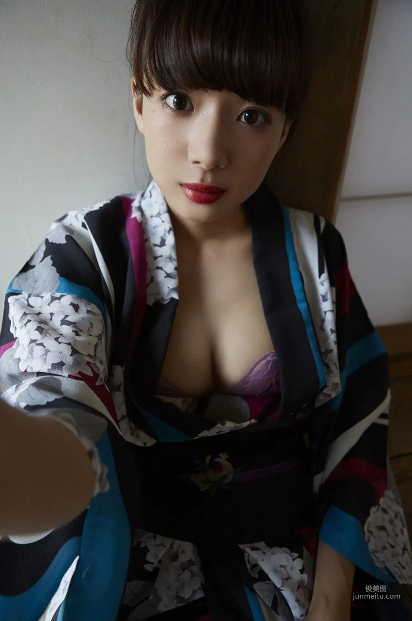 岡田紗佳「しっとり」 [WPB-net] Extra375 写真集