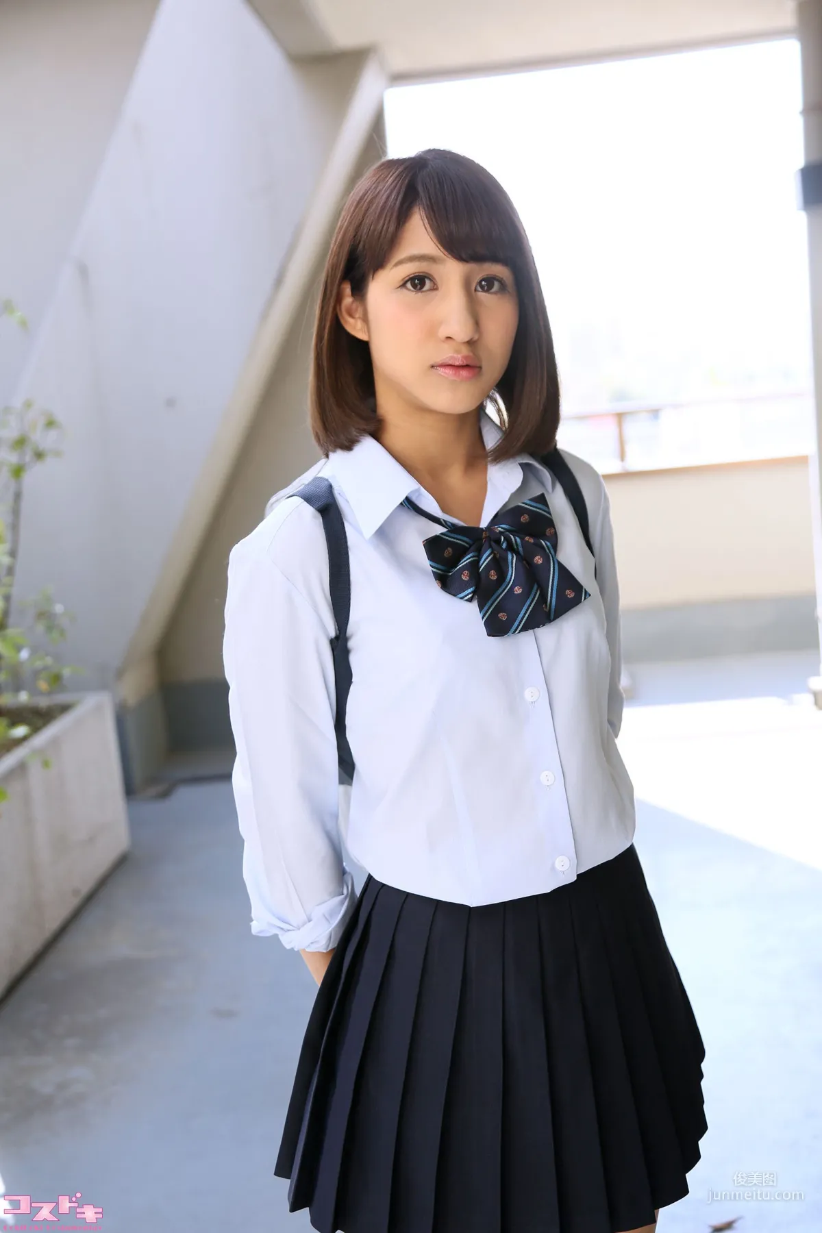 [Cosdoki] Amina Takashiro 高城アミナ takagiamina_pic_seifuku1 写真集