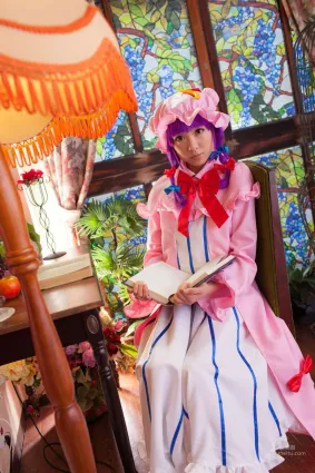 早乙女らぶ 《東方Project》パチュリー(Patchouli)·ノーレッジ 写真集