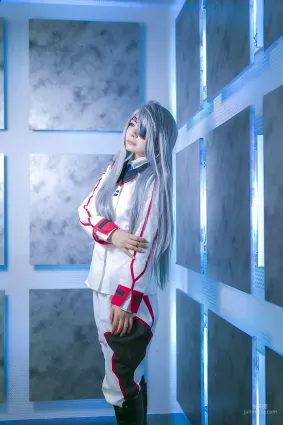 円ちゃみ 《Infinite Stratos》Laura Bodewig [sophillia] 写真集