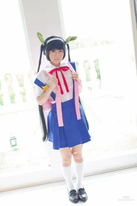 荒木まい (荒木麻衣) 《化物語》Hachikuji Mayoi(八九寺真宵) [@factory] 写真集