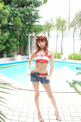 Ahane(亜羽音) 《(コスプレ) アスカの夏休み》 写真集
