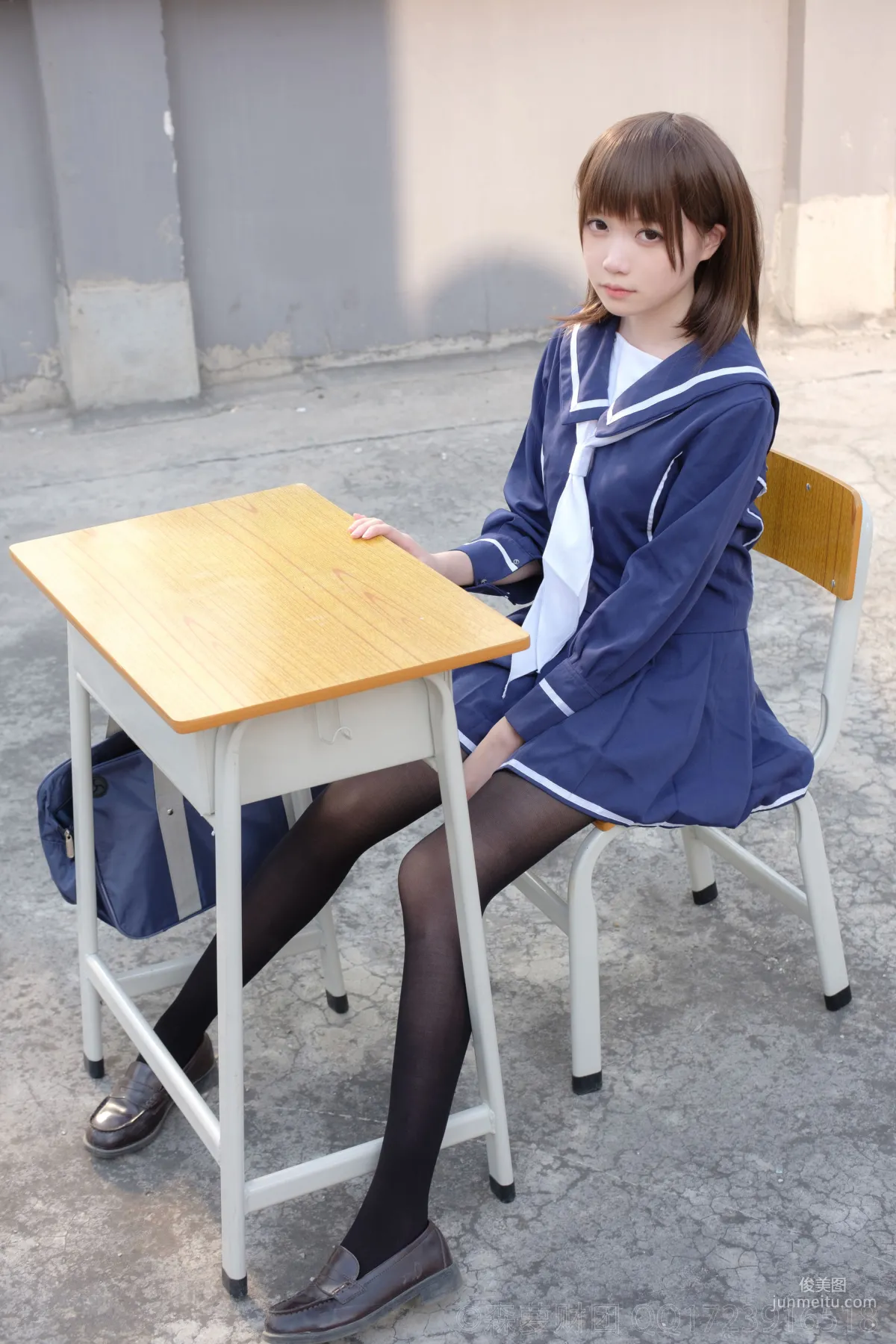 《天台黑丝水手服》 [森萝财团] X-043 写真集