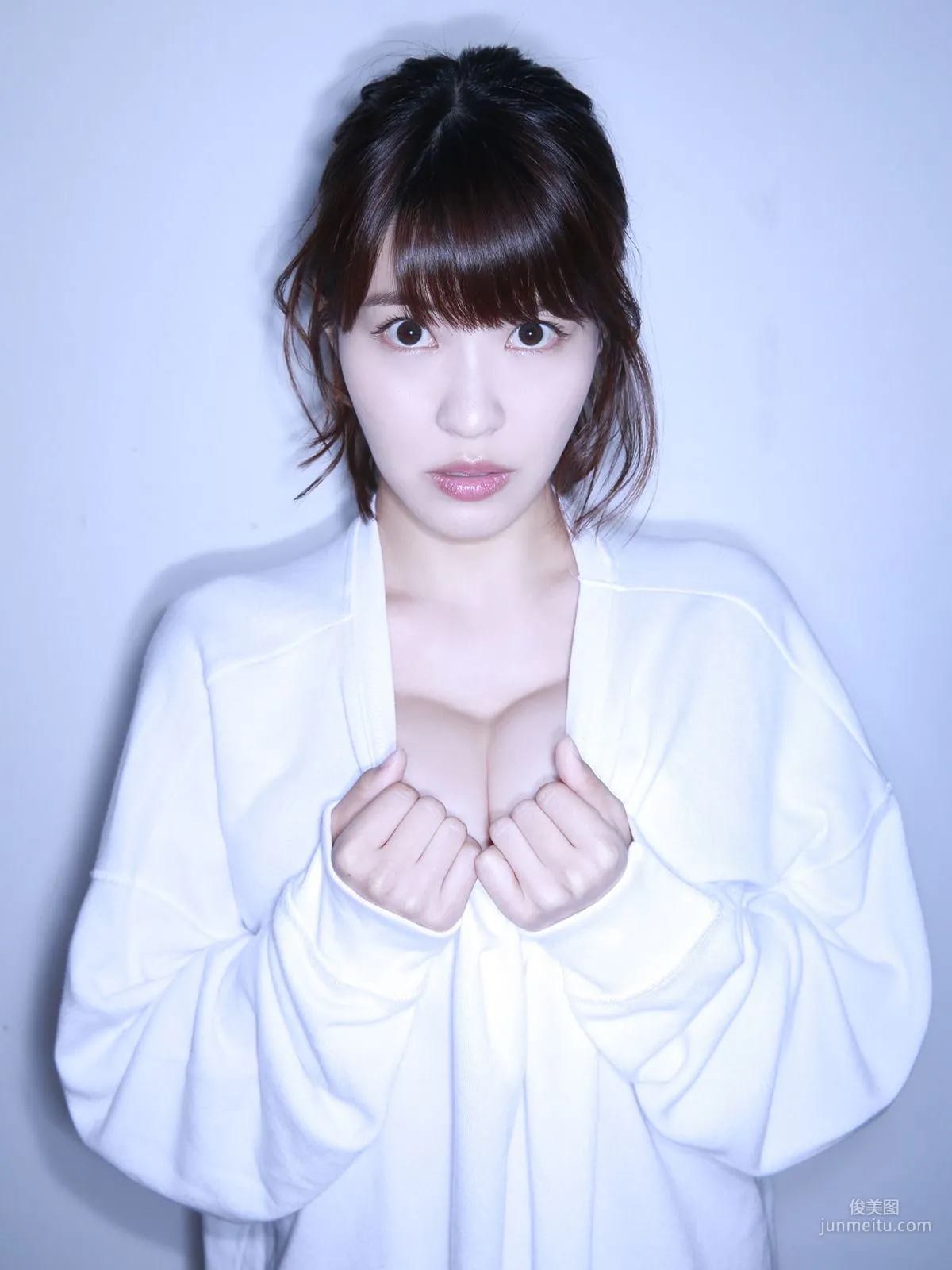 岸明日香『真夏のGパイSHOCK』 [Sabra.net] 写真集