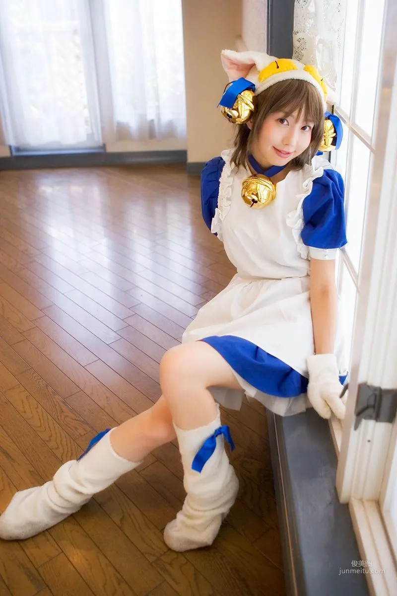 真白ゆき (Mashiro Yuki) 《デ ジ キャラット》Dejiko & ヴァンパイア 写真集