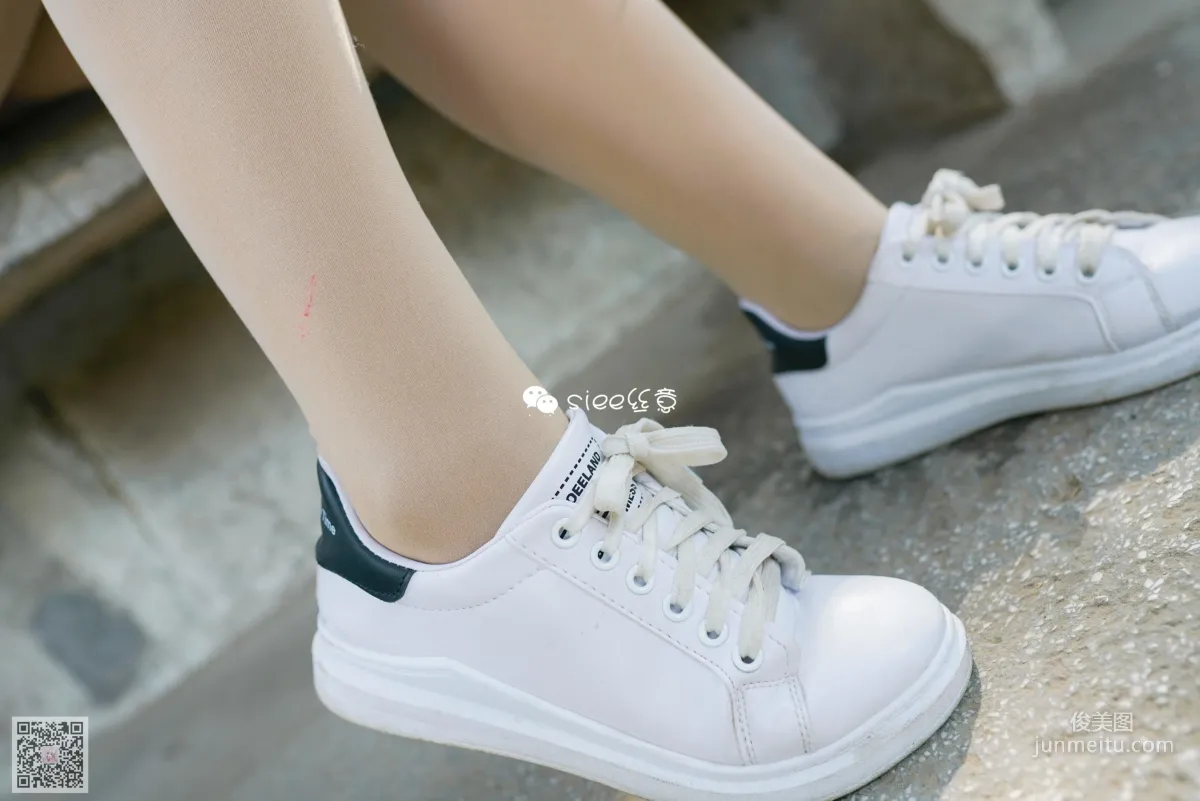[丝意SIEE] No.287 小月 《青涩的小白鞋》 写真集