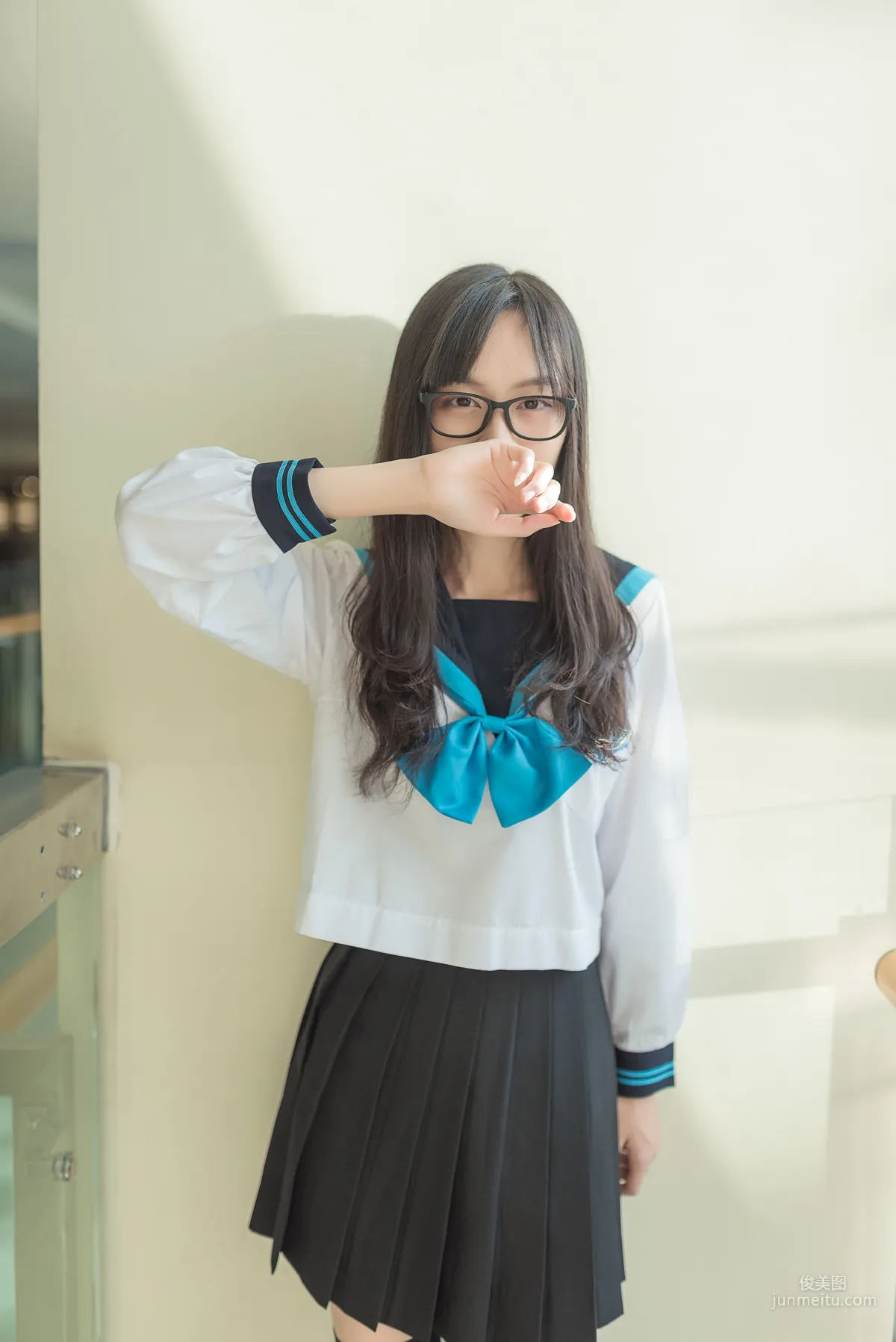 [风之领域] NO.003 黑丝美腿户外 写真集