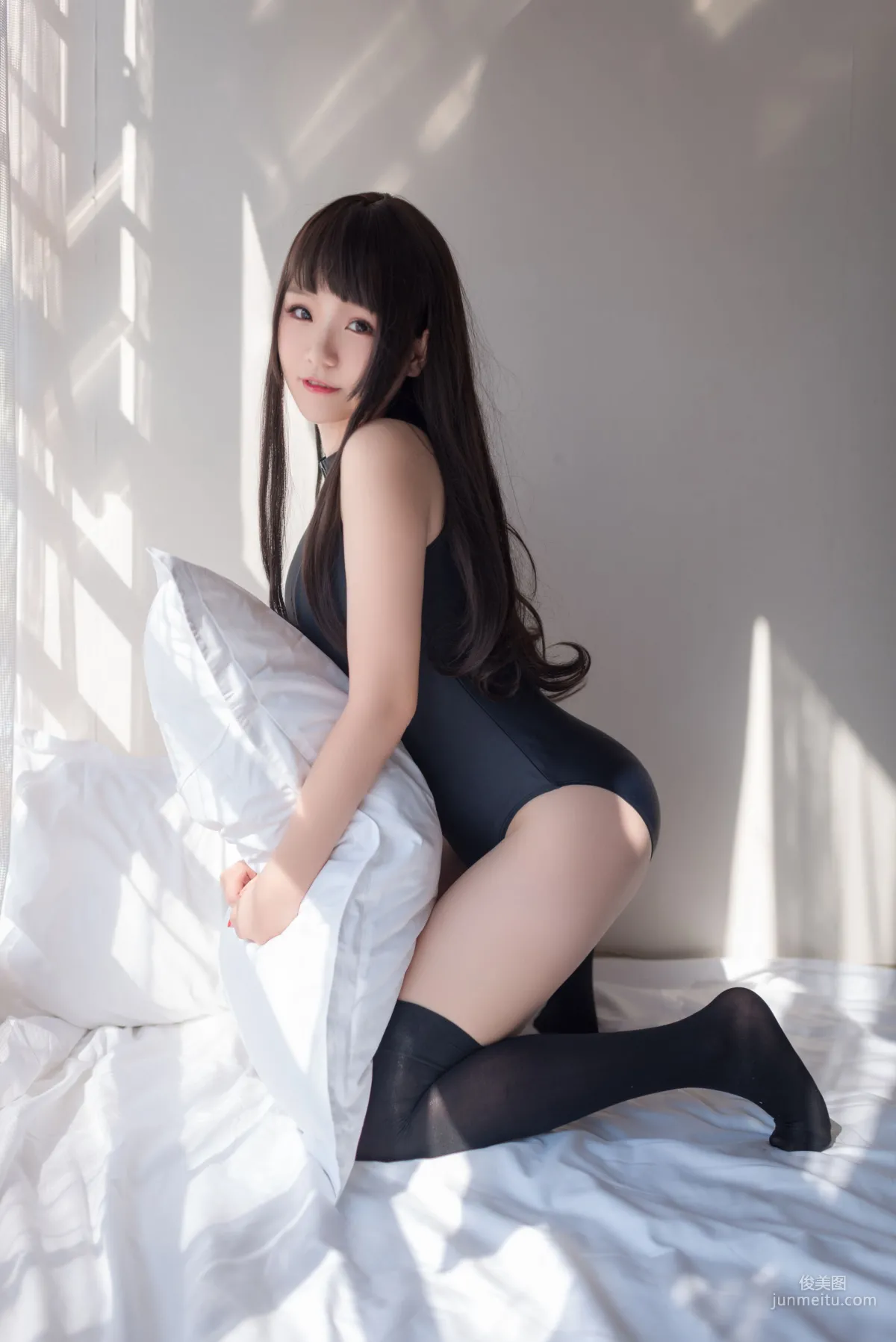 Yoko宅夏《开胸泳衣2》 [萝莉COS] 写真集