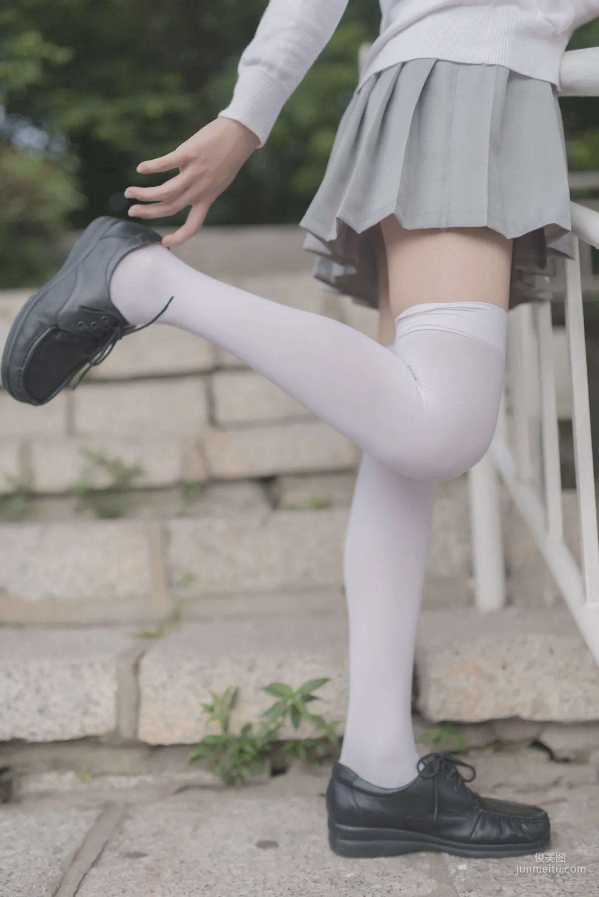 [风之领域] NO.144 JK妹子户外极致诱惑 写真集