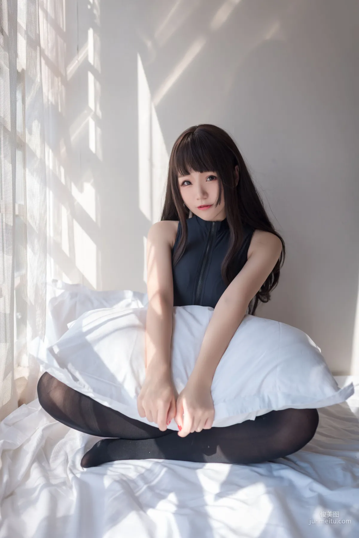 Yoko宅夏《开胸泳衣2》 [萝莉COS] 写真集