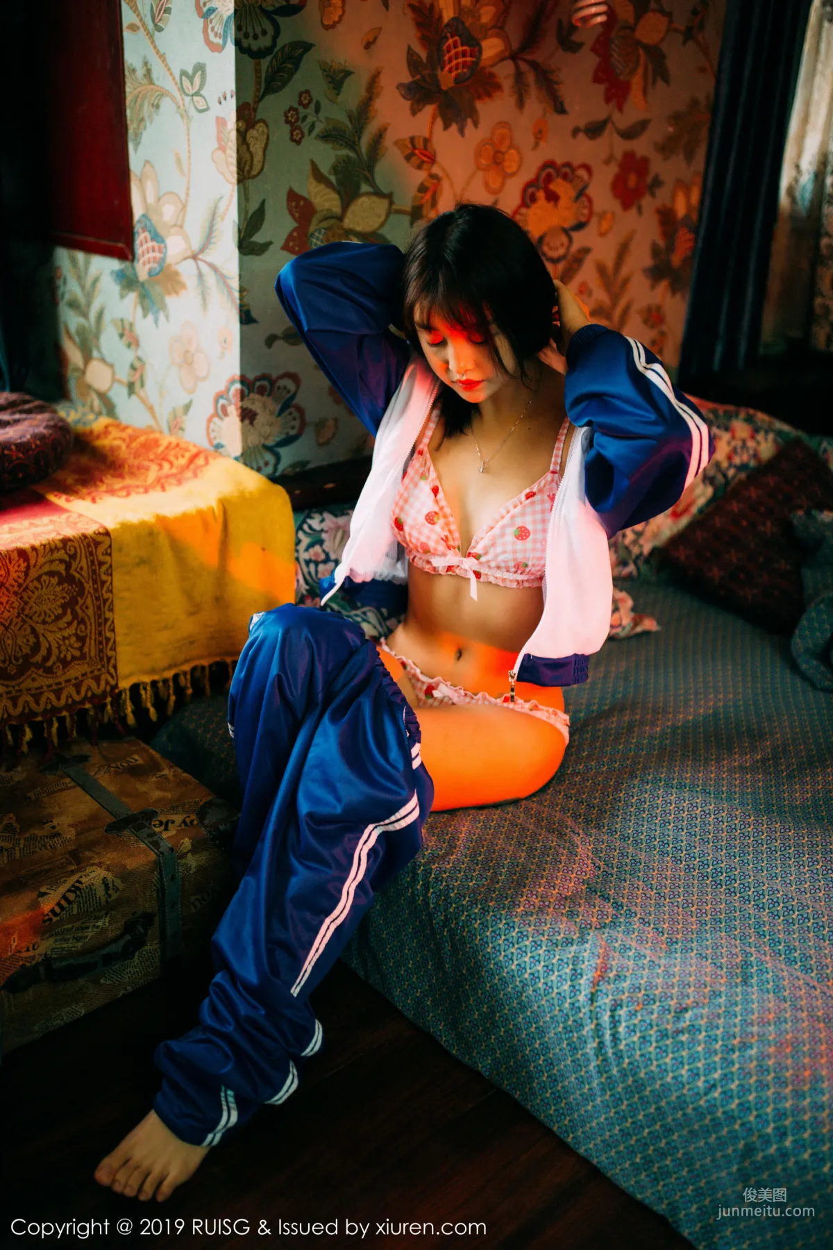 圆圆Daphne《娇柔清纯可人的软妹子》 [瑞丝馆RUISG] Vol.069 写真集