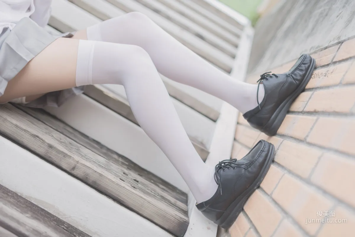 [风之领域] NO.144 JK妹子户外极致诱惑 写真集