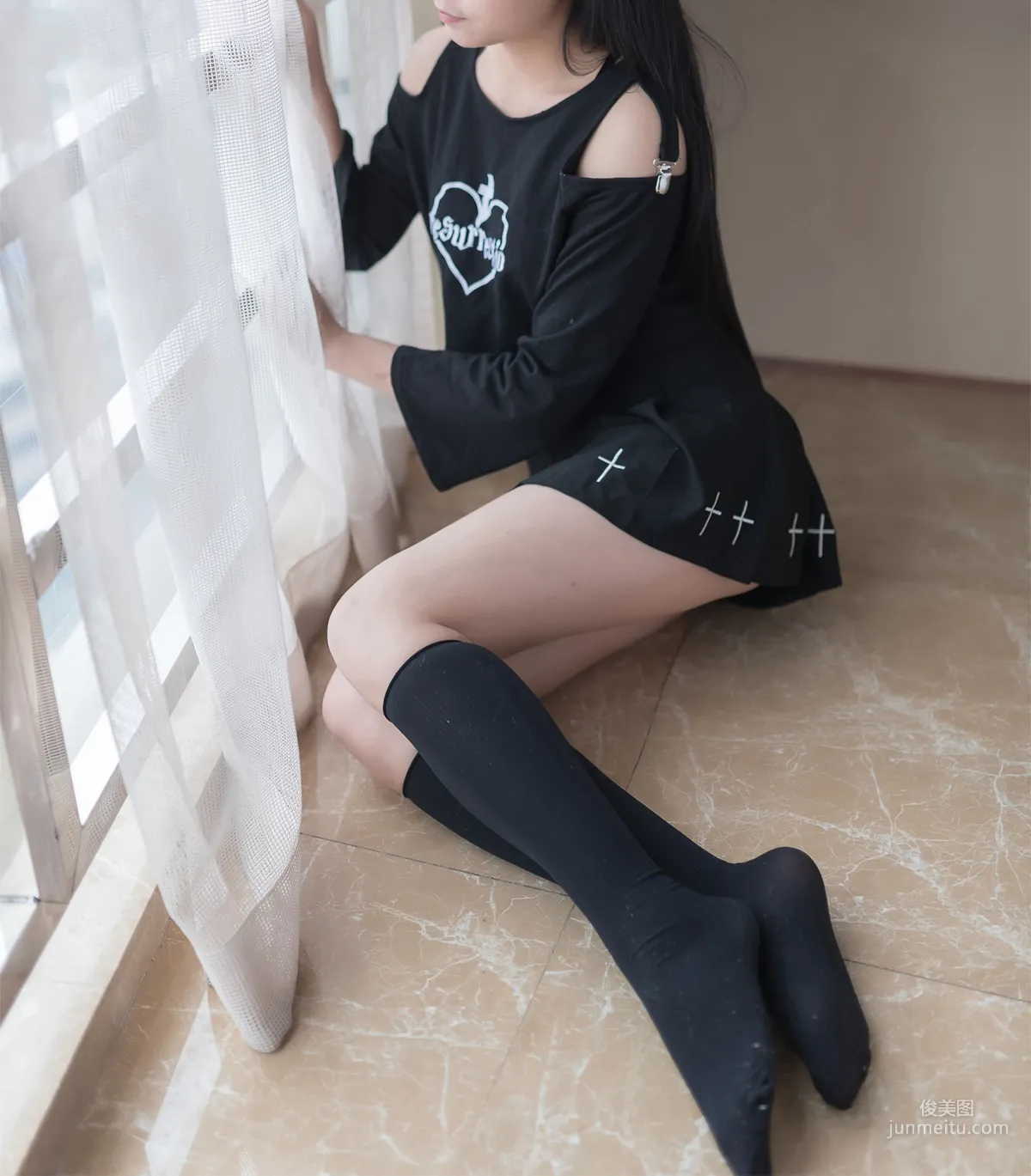 [风之领域] NO.136 黑色魅影 写真集