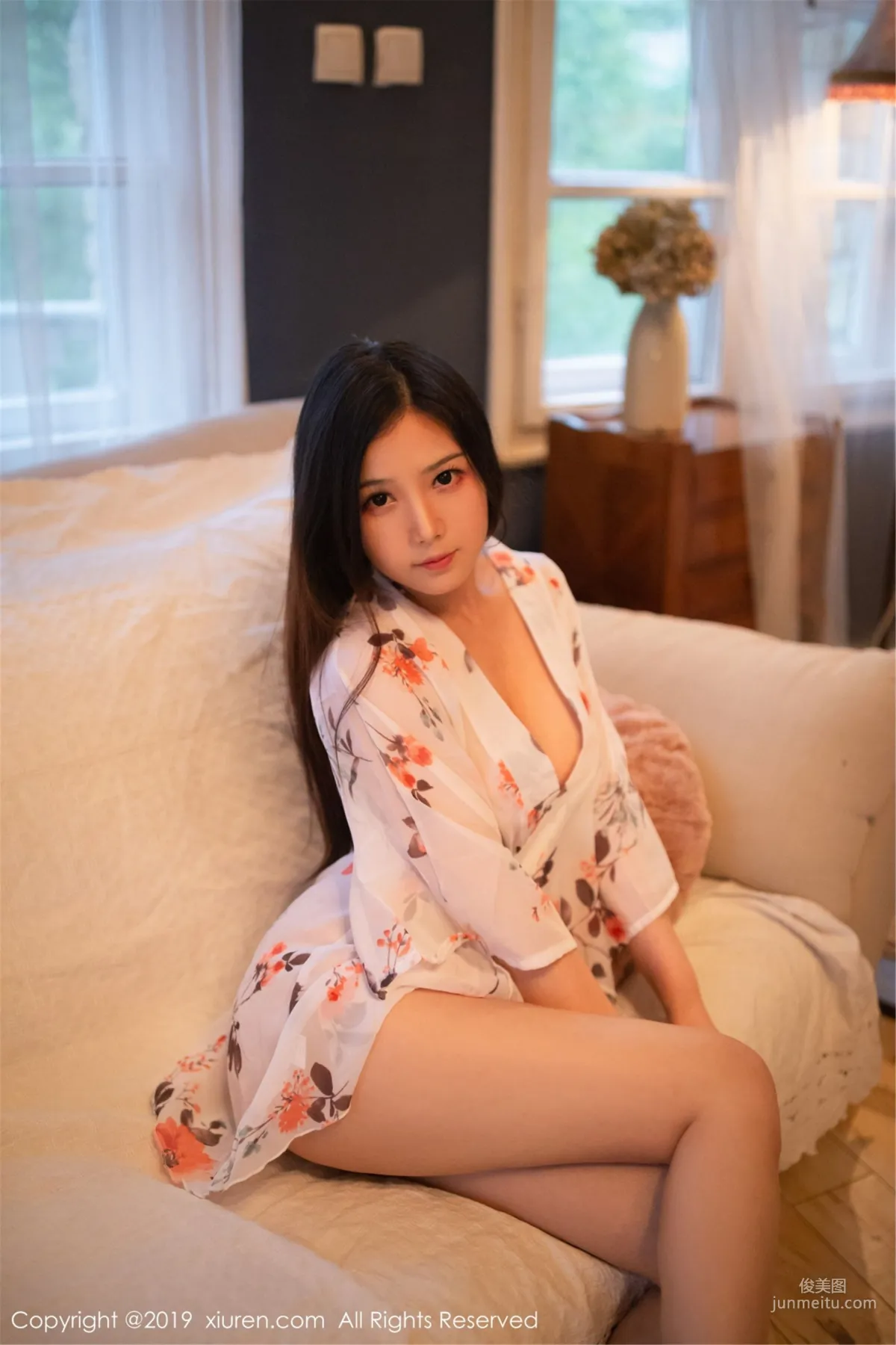 徐微微mia《和服素裹，低胸开襟魅惑》 [秀人XIUREN] No.1478 写真集