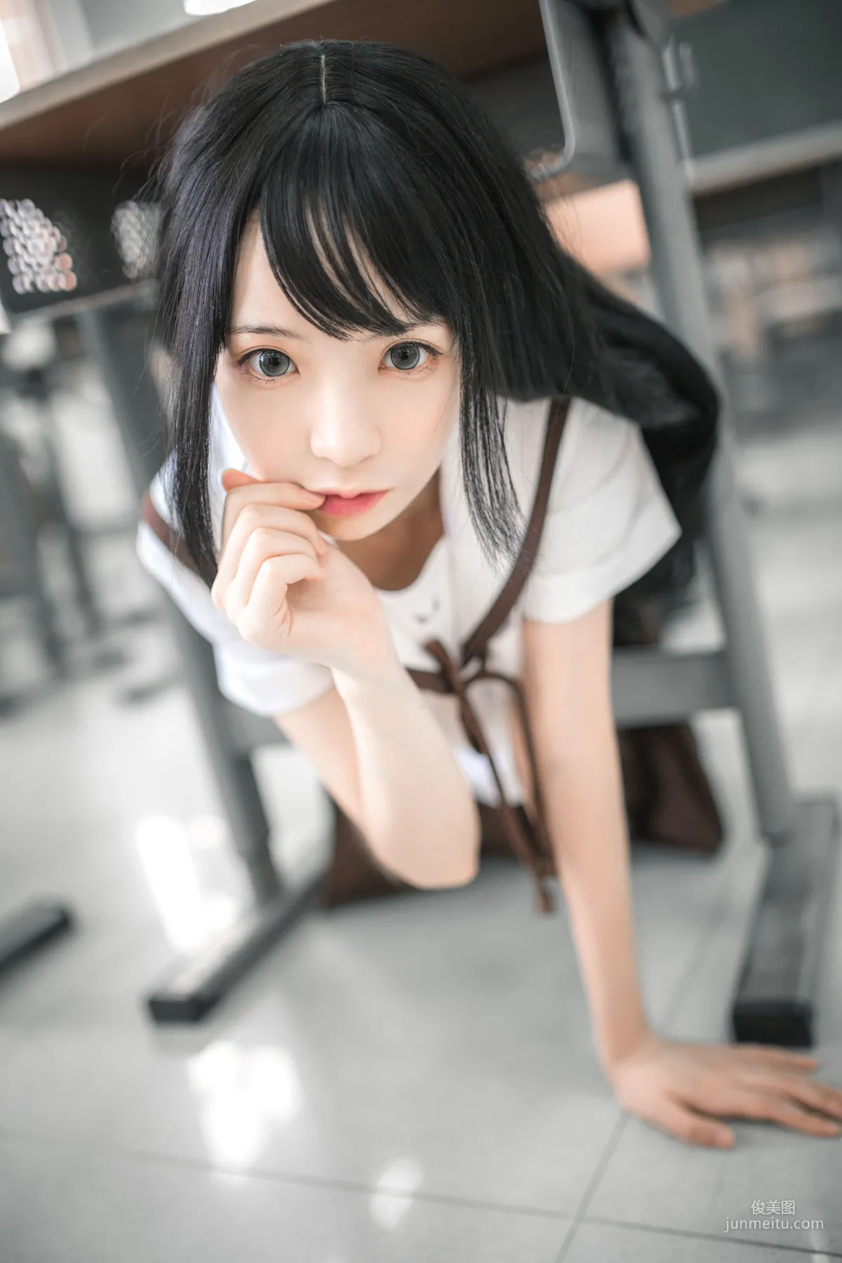 疯猫ss《水手服和睡衣》 [萝莉COS] 写真集