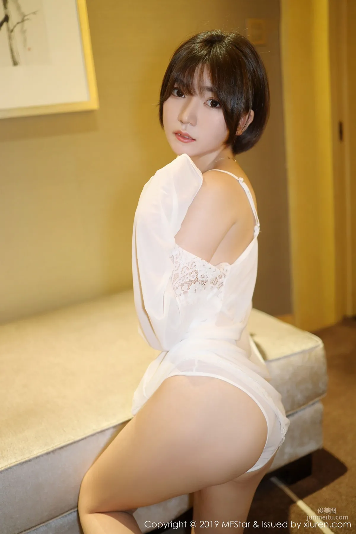 blueblue77/冷不丁《浑然天成的柔婉细腻美女》 [模范学院MFStar] Vol.183 写真集