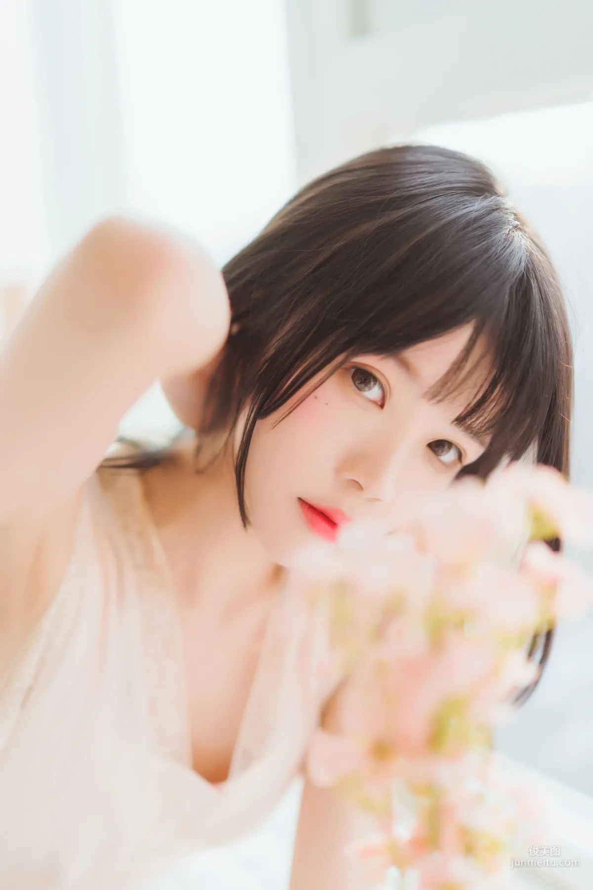 桜桃喵《喵呀》 [萝莉COS] 写真集